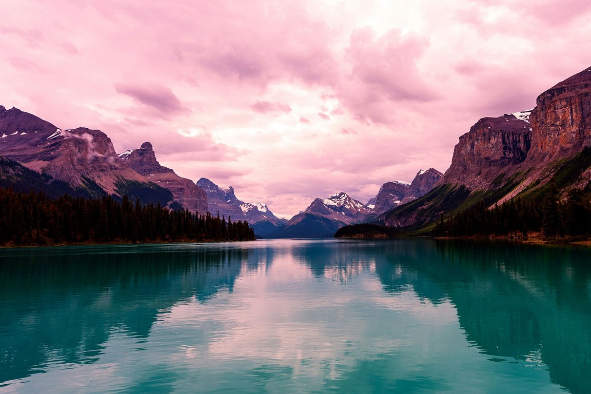 Victoria Lake Tours & Travel